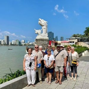 Da Nang Airport to Hoi An transfer by private car- Bee Bee Teavel