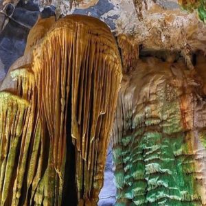 Phong Nha - Thien Duong - Suoi Mooc To Hue By Private Car - Bee Bee Travel