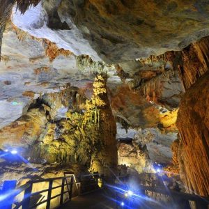 Paradise Cave tour