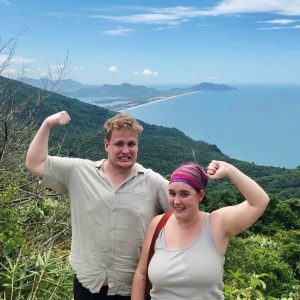 Da Nang to Dong Hoi by private car- Bee Bee Travel