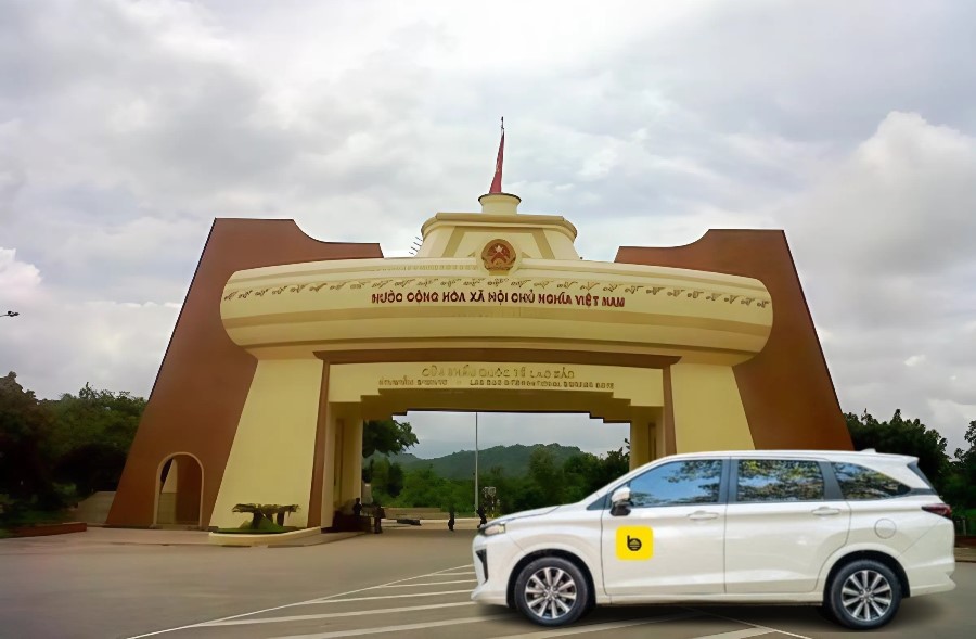 Da Nang to Lao Bao Border by private car- Bee Bee Travel