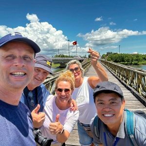 Da Nang to Phong Nha by private car- Bee Bee Travel