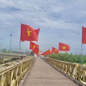 Dong Hoi to Hoi An by private car- Bee Bee Travel
