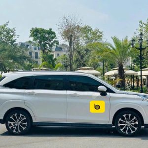Hoi An to Lao Bao Border by private car- Bee Bee Travel