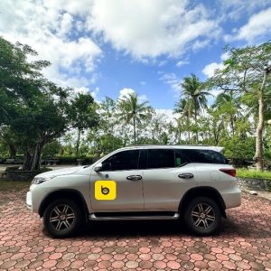 Hoi An to Lao Bao Border by private car- Bee Bee Travel
