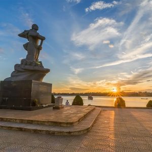 Hue To Dong Hoi By Private Car Transfer - Bee Bee Travel