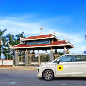 Hue to La Vang Holy Land by private car- Bee Bee Travel