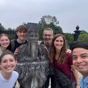 Laguna Lang Co to Hue by private car- Bee Bee Travel