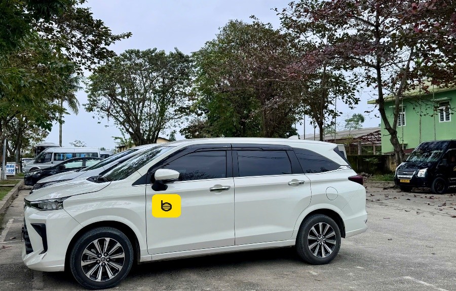 Ninh Binh to Halong Bay by private car- Bee Bee Travel