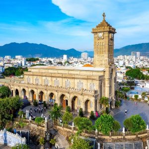 Da Nang To Nha Trang By Private Car - Bee Bee Travel