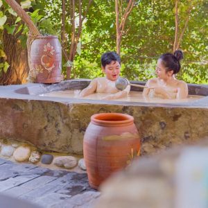Da Nang To Than Tai Hot Springs Park By Private Car - Bee Bee Travel