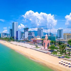 Hoi An to Nha Trang by private car- Bee Bee Travel