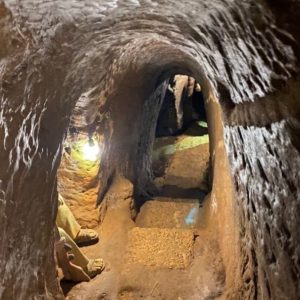 Hoi An to Vinh Moc Tunnels by Private car- Bee Bee Travel