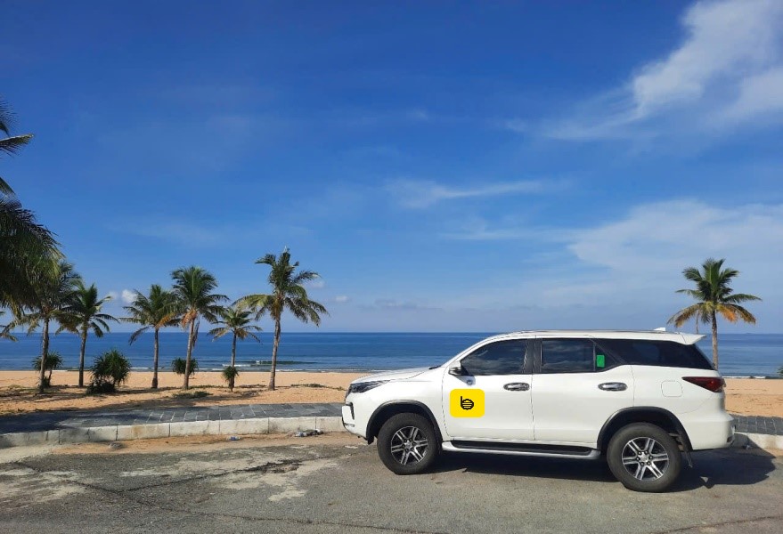 Ninh Binh to Cat Ba Island by private car- Bee Bee Travel