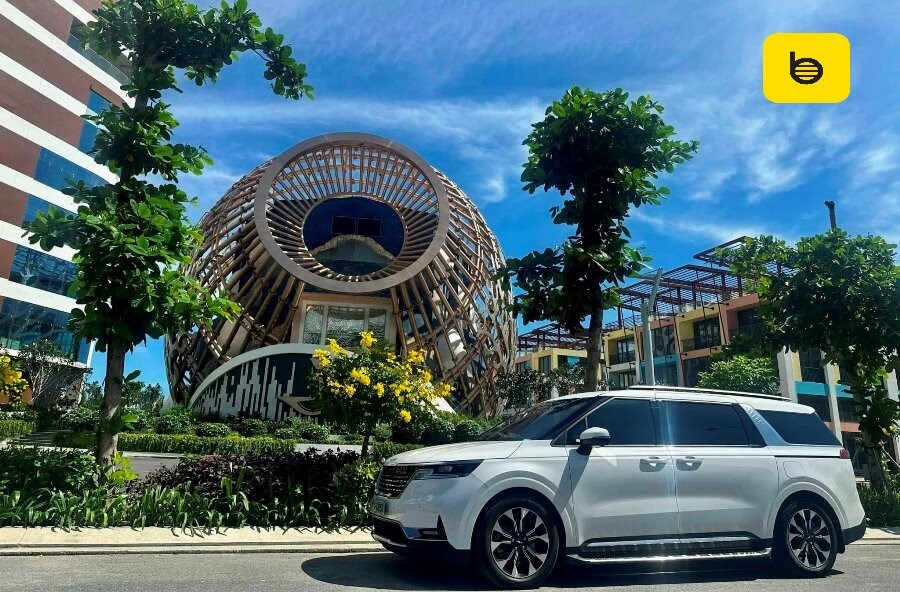 Ninh Binh to Moc Chau by private car- bee bee Travel