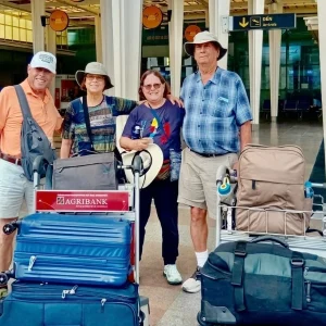 Halong Bay To Cat Bi Airport Private Car - Bee Bee Travel