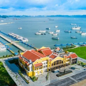 private car Halong Bay to Hai Phong - Bee Bee Travel